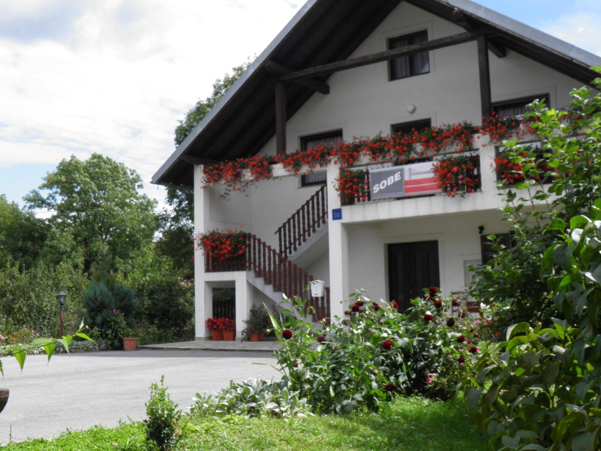 Hotel House Janja Plitvice Seliste Dreznicko Esterno foto